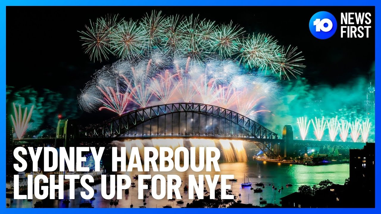 New Year Welcomed In By Sydney Harbour Fireworks | 10 News First