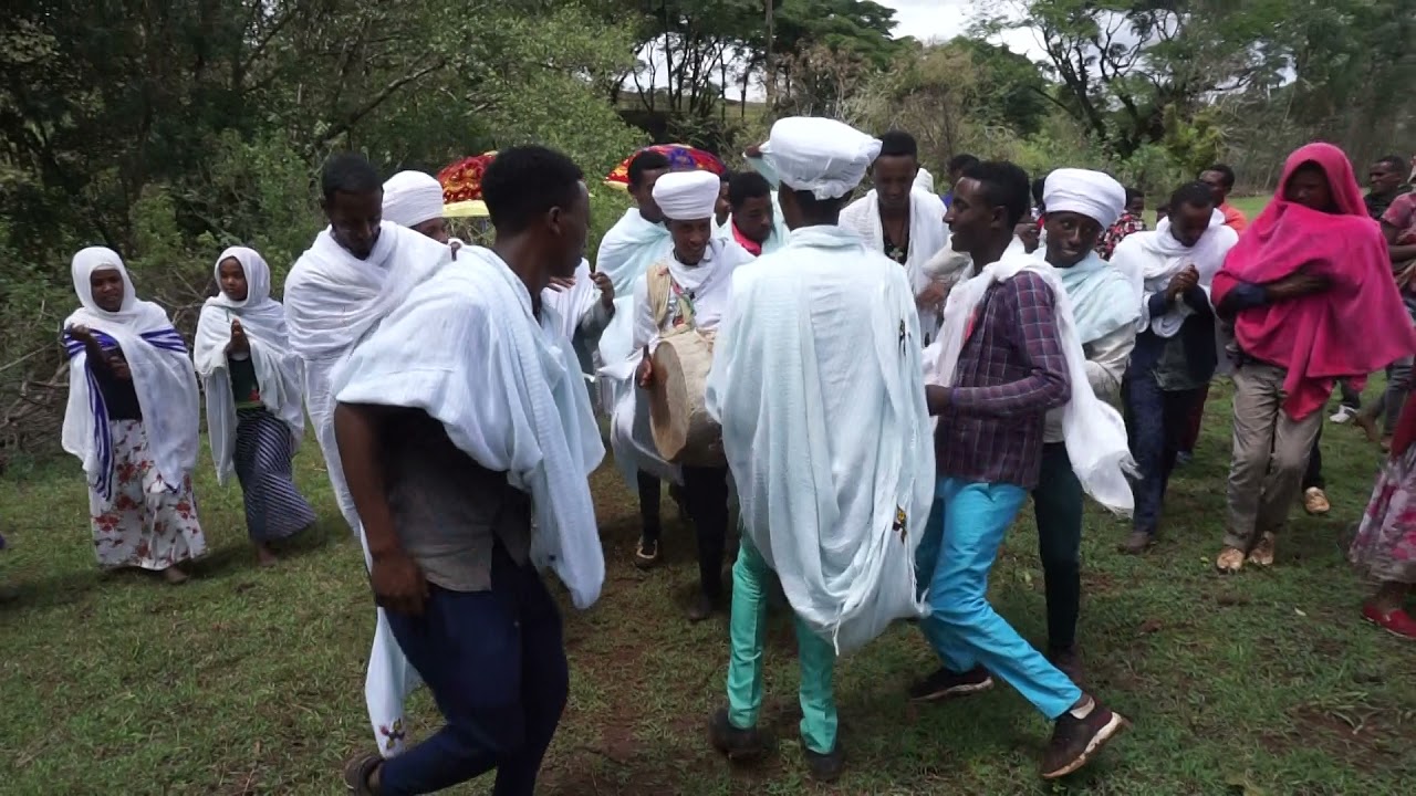 መንፈሳዊ የገጠር ሰርግ                                                        *የአብርሐም እና  የሣራ ጋብቻ ያድርግላችሁ!