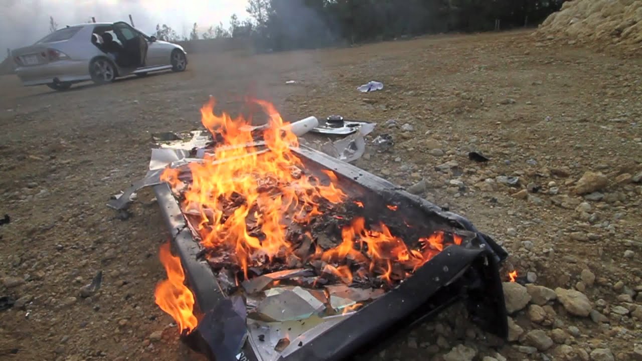 HOW TO SMASH A FLATSCREEN TV!?