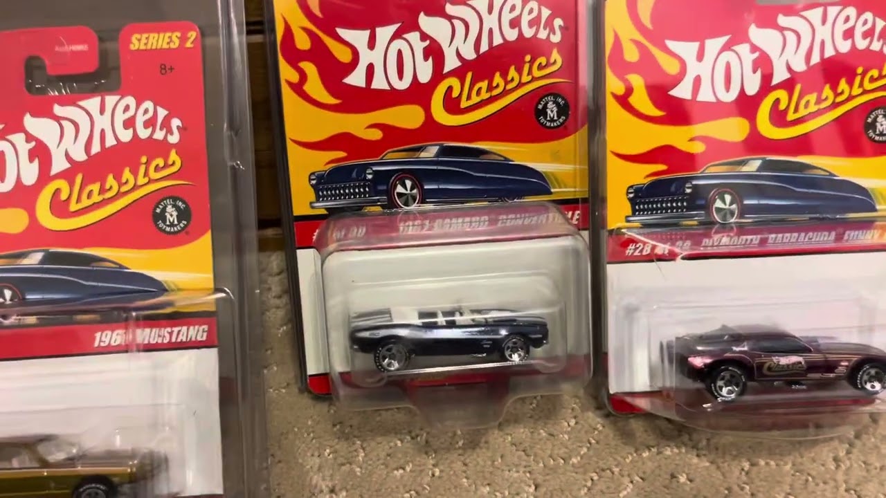 Showcase of some Hot Wheels Classics Series 2 #hotwheels #hotwheelscollection 