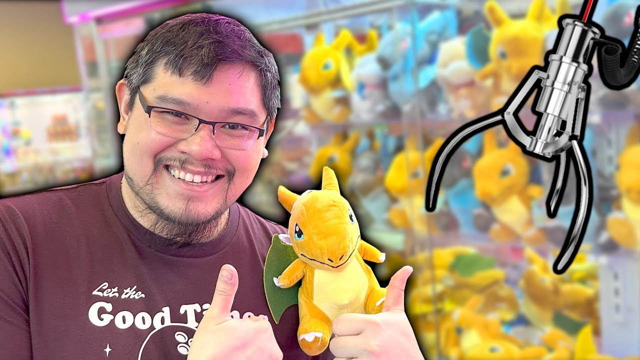 We Found Charizards in the Claw Machine! 🔥