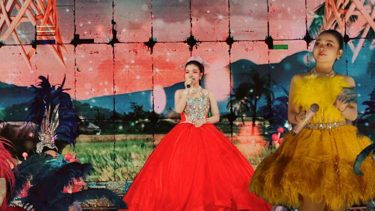 วินาทีที่ทุกคนรอคอย ไม่น่าเชื่อ กี่ปีfcไม่เคยเปลี่ยน#อุ๋งอิ๋งเพชรบ้านแพง #สาวน้อยเพชรบ้านแพง 