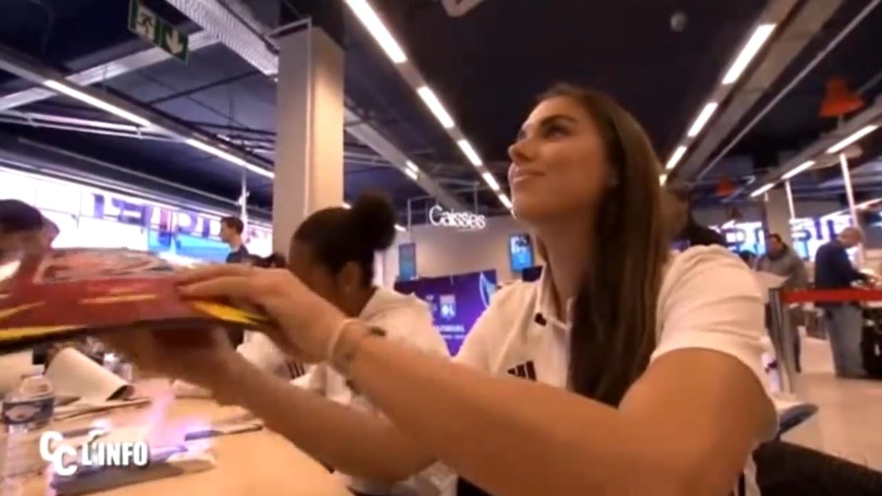 D1 Feminine - Alex Morgan: 