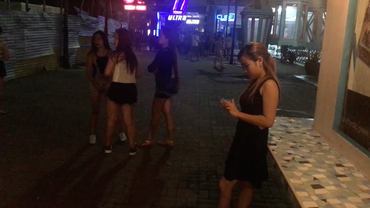 Cebu City Girls on Mango Square