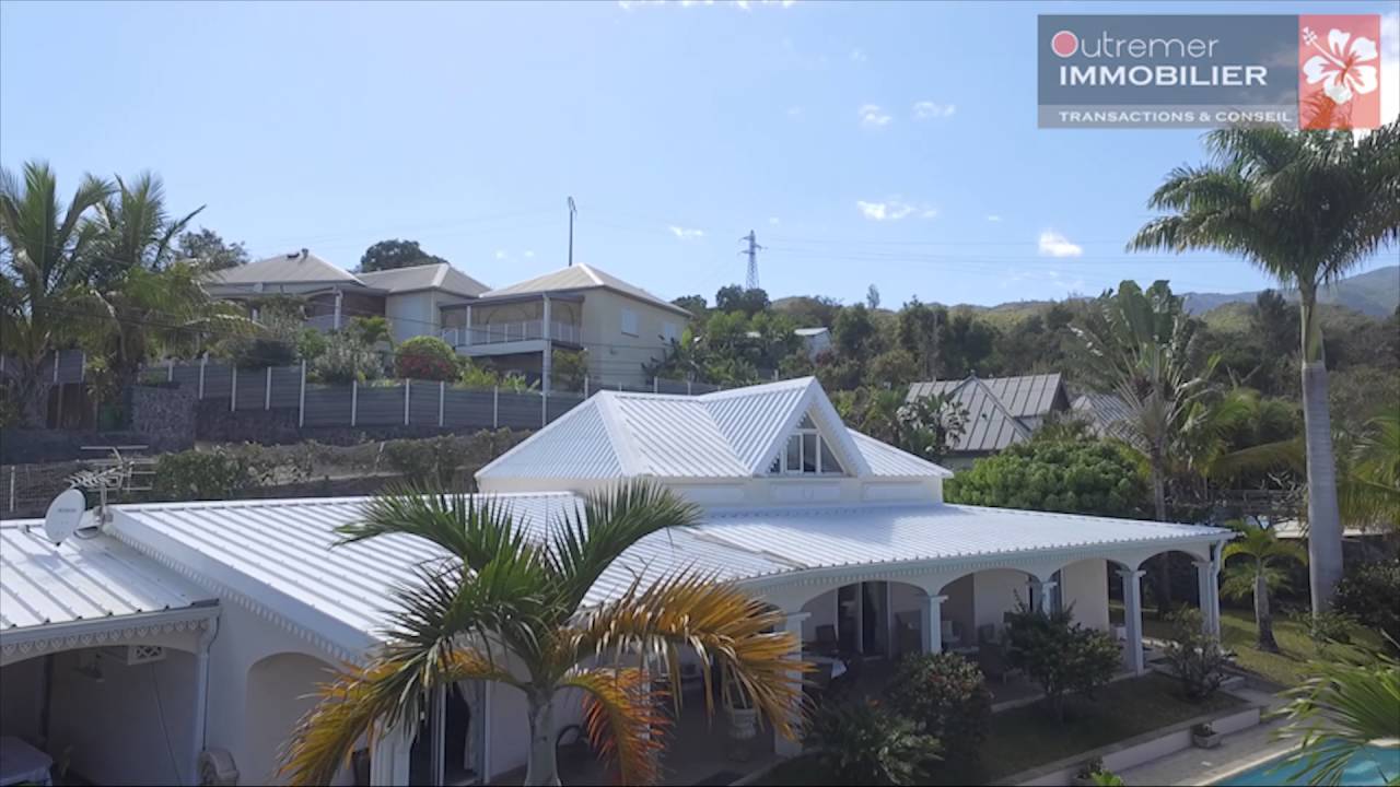 Villa T6 de qualité, vue mer imprenable, quartier résidentiel  | Agence immobilière ile Réunion 974