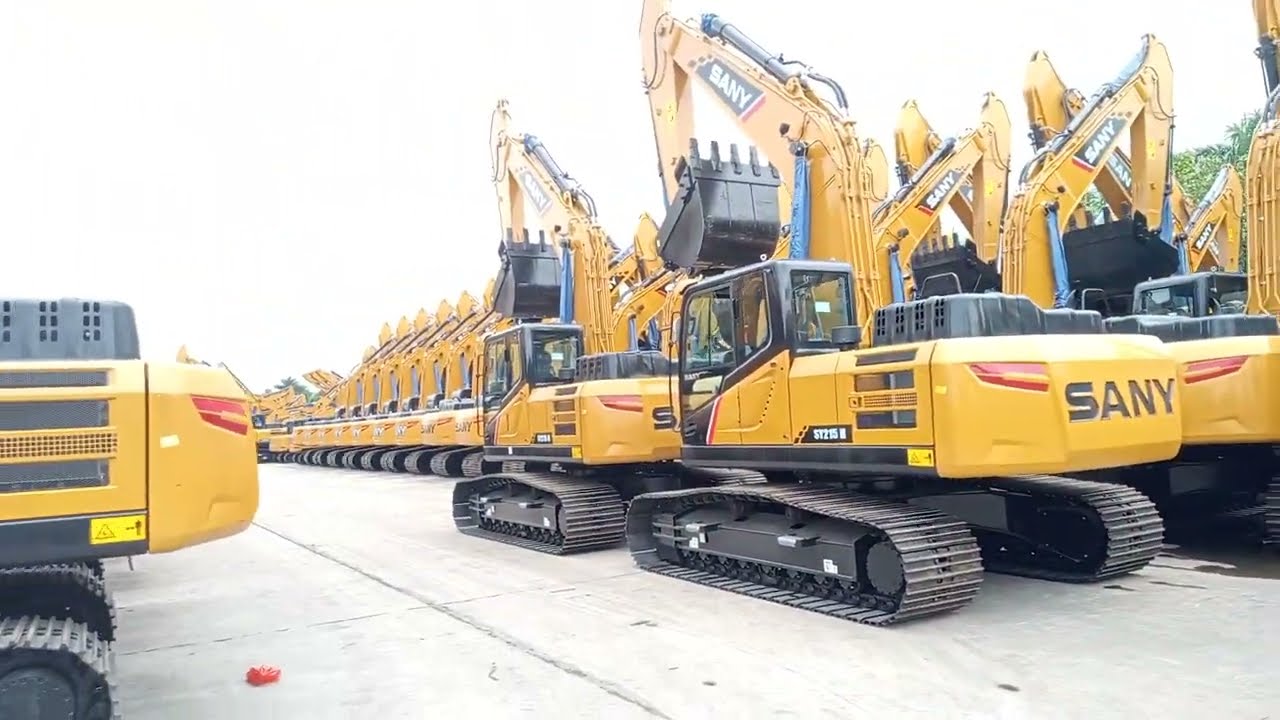 wowww gilaaa....showroom excavator Sany di gudang A super banyak sekali!!!