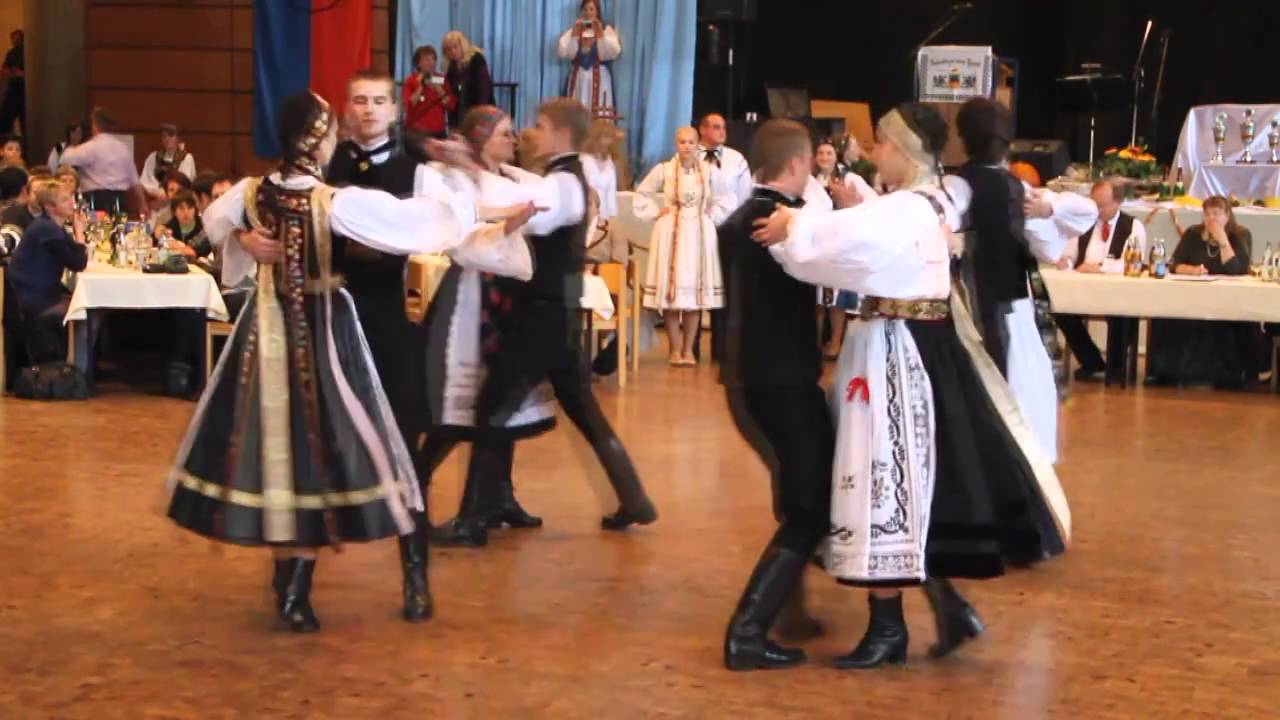 Jugendtanzgruppe Ingolstadt beim SJD Volkstanzwettbewerb 2010