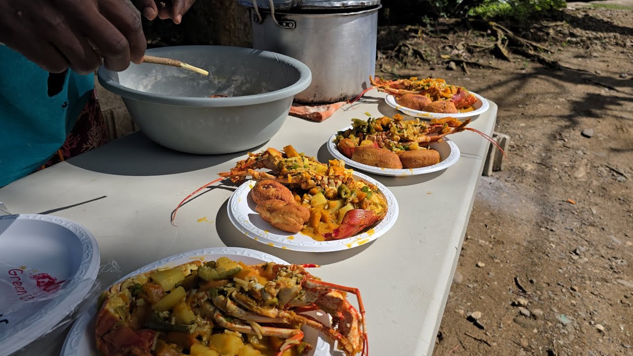 Cooking up some lobster and festival with @oshaineadventureland on @pappyspearfishingadventure epic