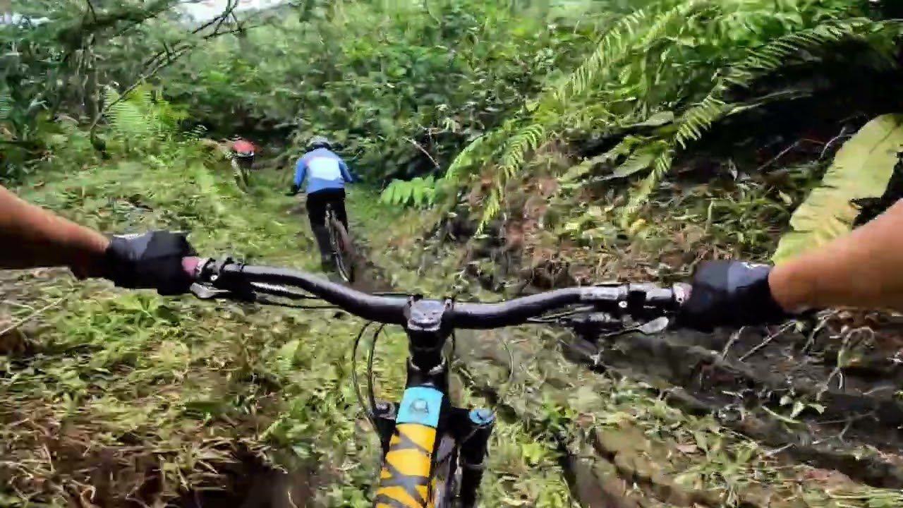 Tidak ada turunan tangga SS3 Galunggung bike park