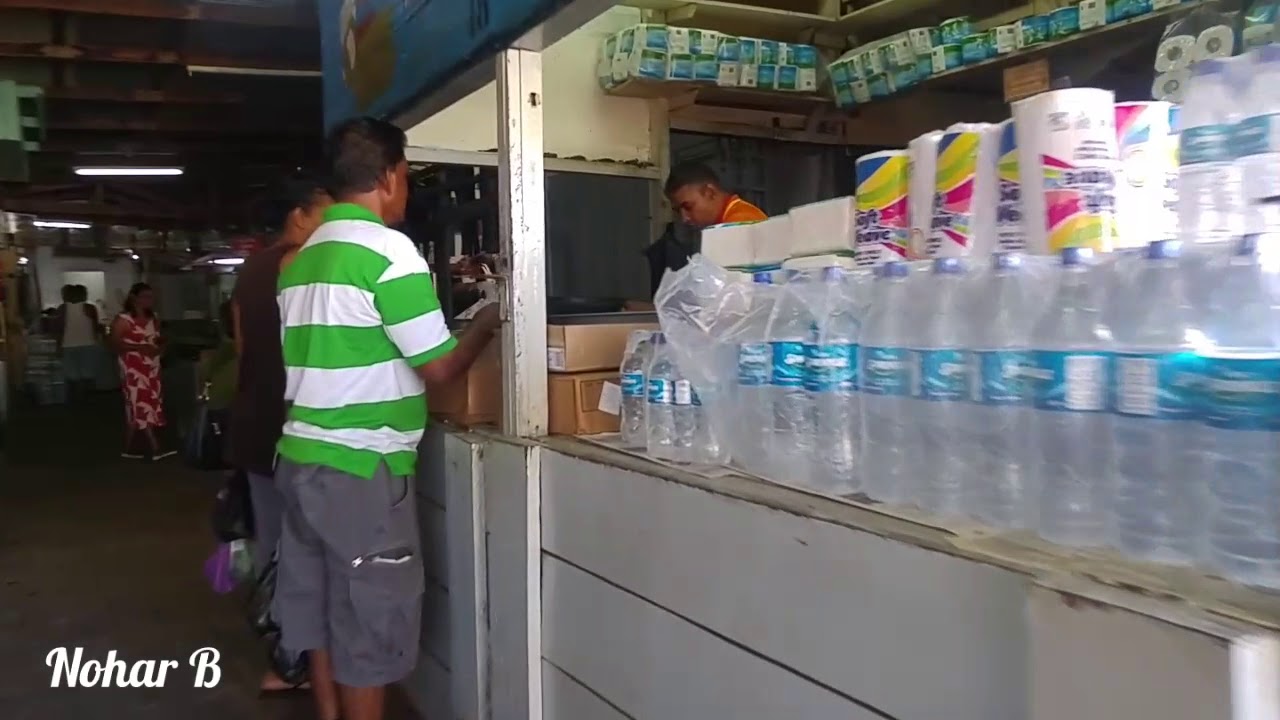 Nickerie. Markt dl.01. Biloo. Suriname. Speciale gasten.
