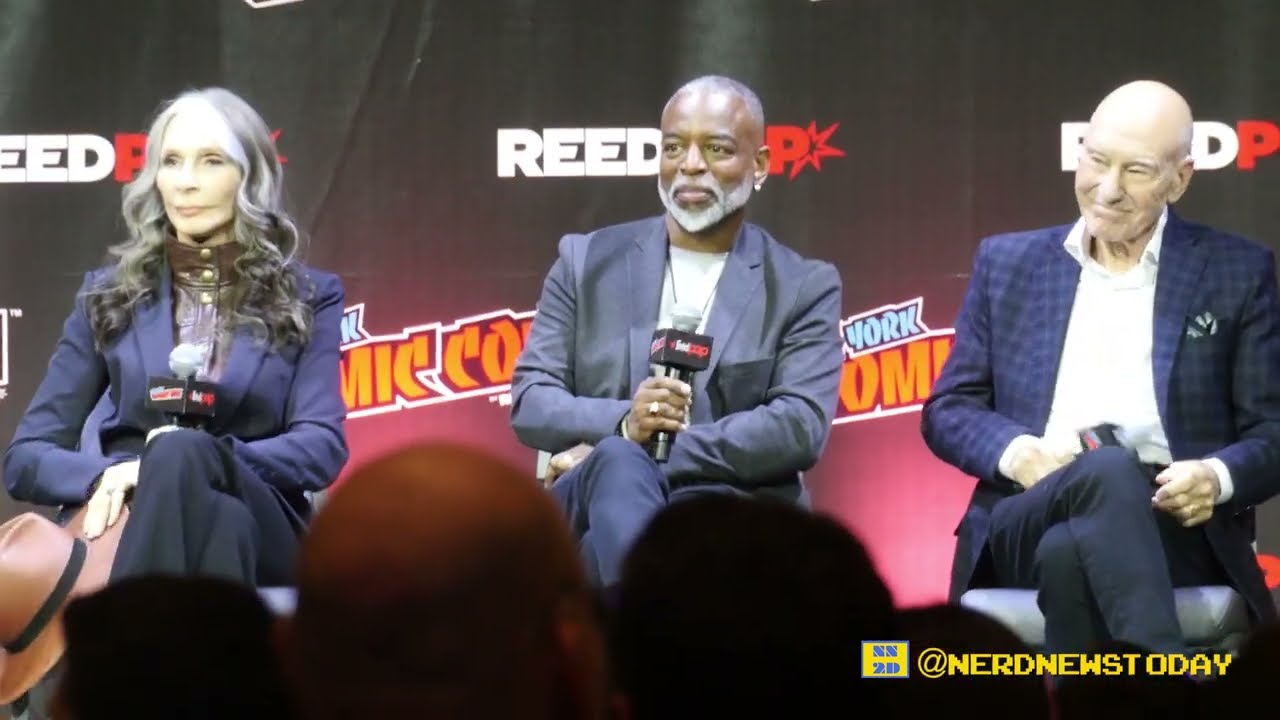 Левар Бертон исполняет песню «Reading Rainbow» на панельной дискуссии «Звёздный путь» — NYCC 2022
