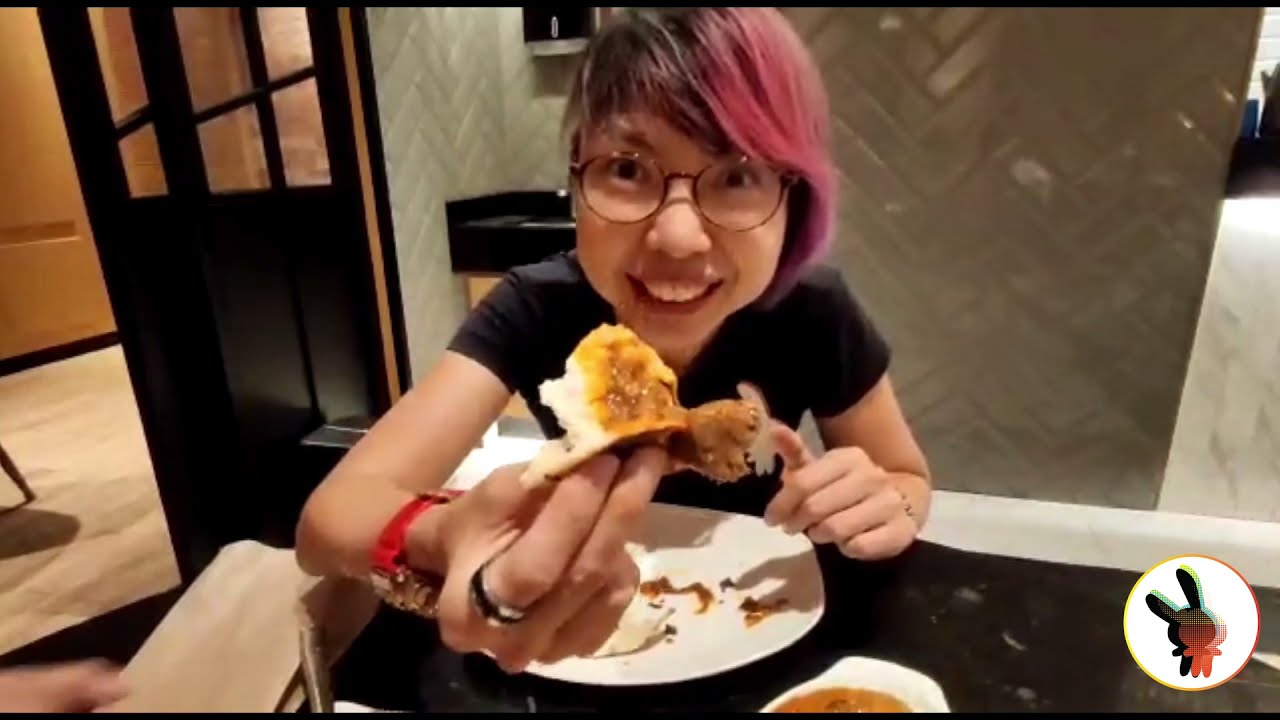 Great World City Discovery Walking Tour And Eat!  [EP 24]