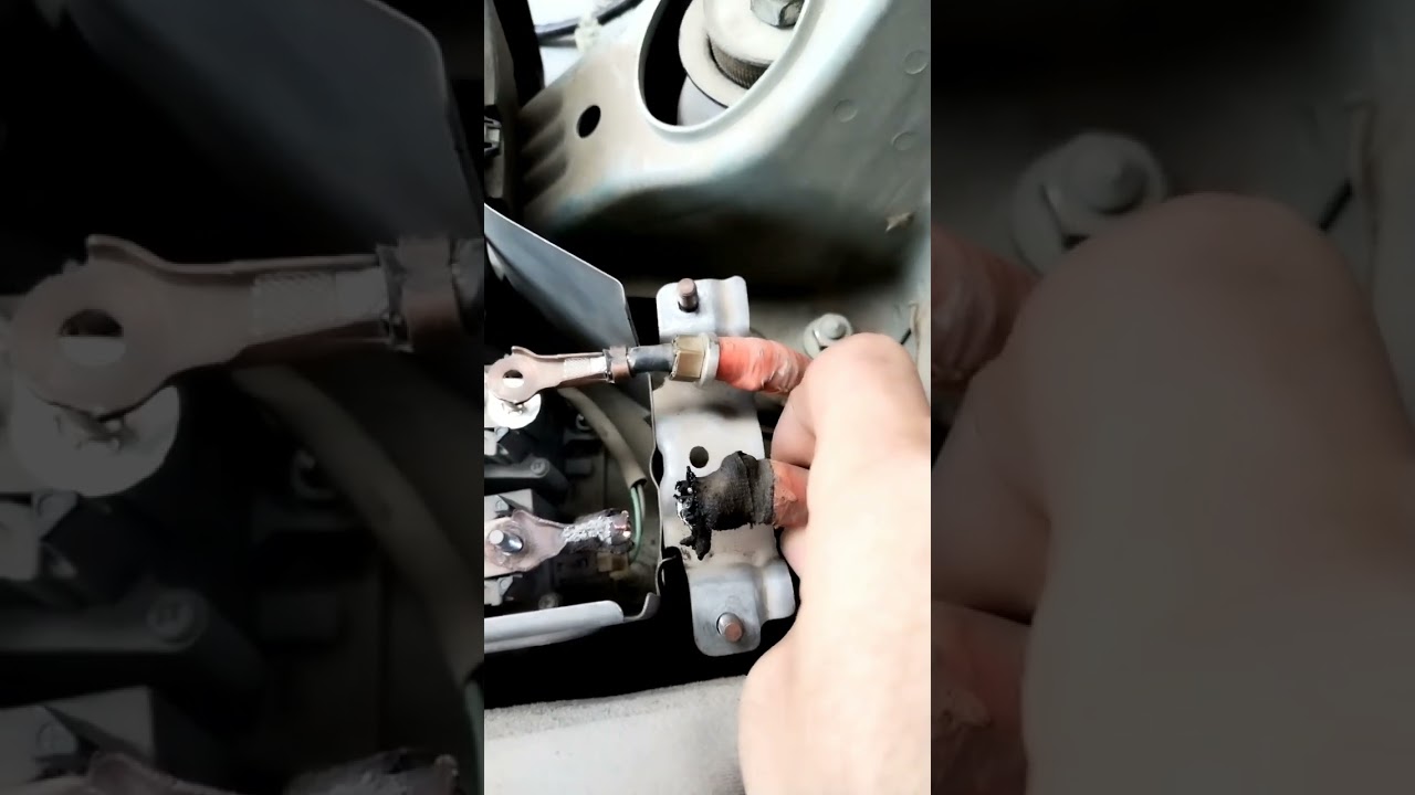 Prius 20 kuzanın P3004 q&uuml;s&uuml;r kodunun təmiri.        077 277 41 21