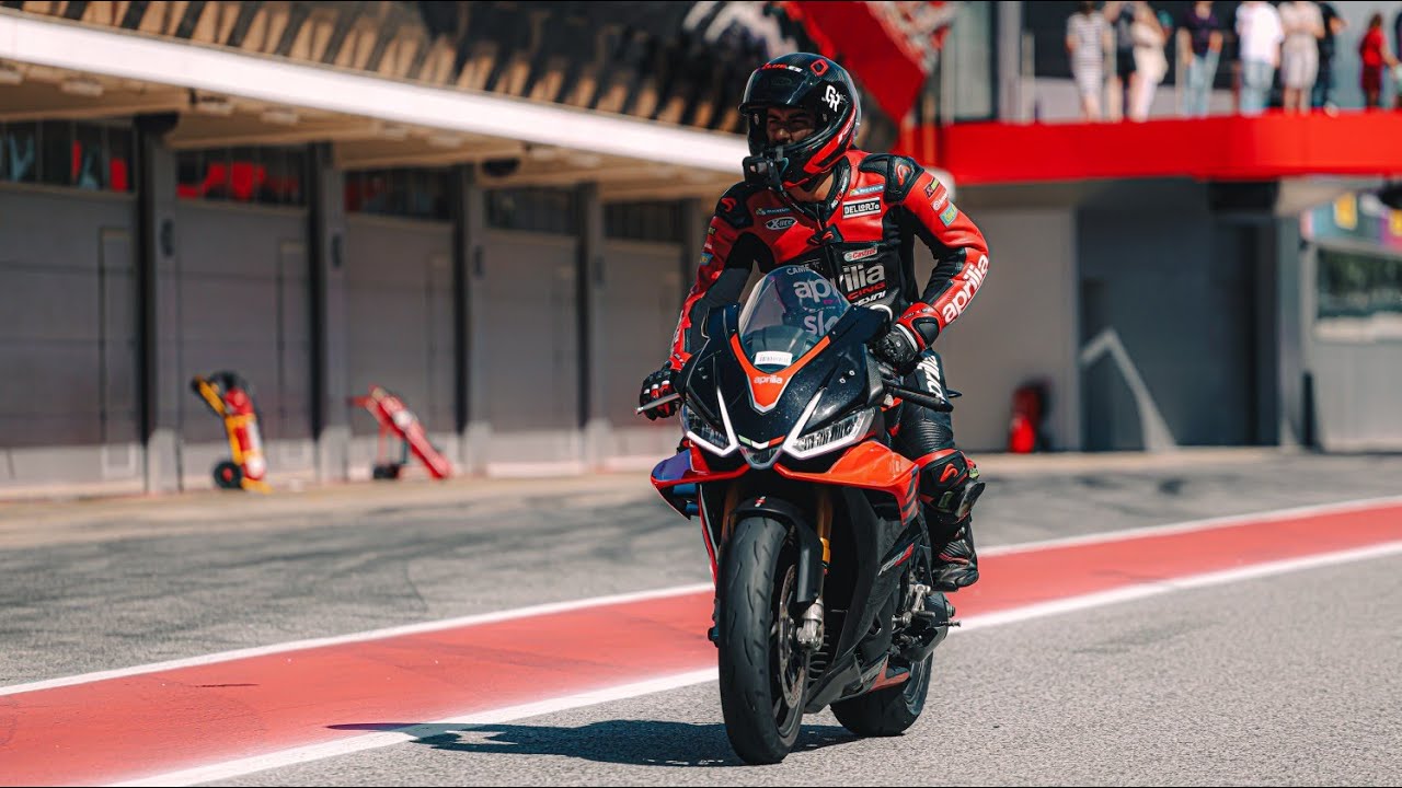 APRILIA RSV4 FACTORY 2021 - CIRCUITO MONTMELO - TANDA 2