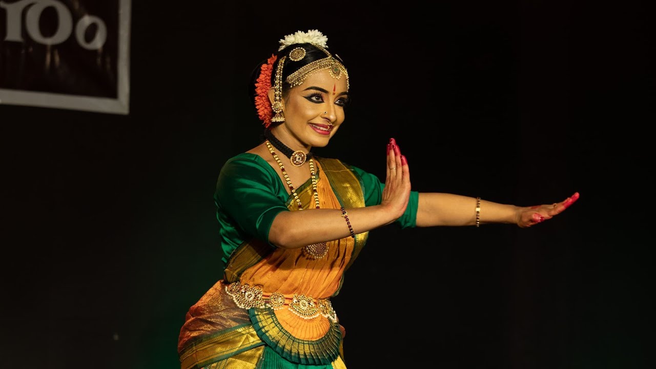 Chathurasra Alarippu....#bharatanatyam #stageprogram #classicaldance 
