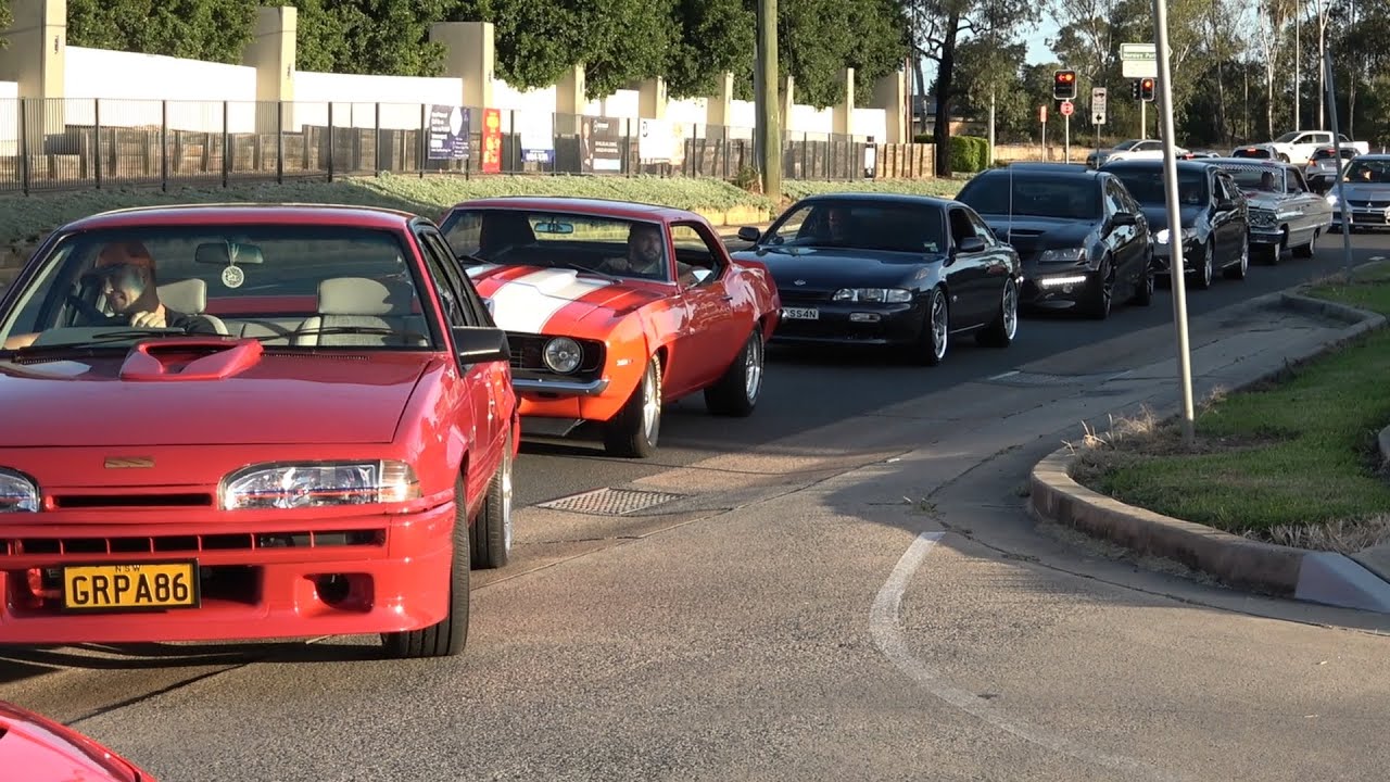Tuner cars arrive & overflood Sydney Greenway Cars Under The Stars part 1