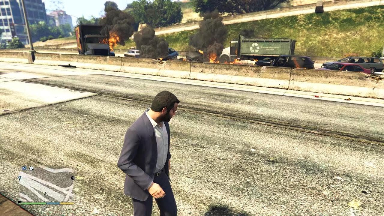 Creating a traffic jam, then setting it on fire #3. #gta5 #grandtheftautov