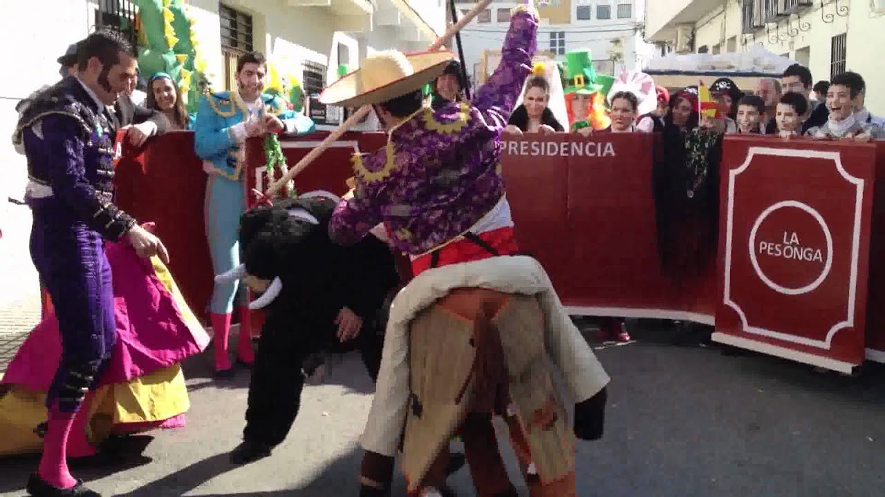 Carnaval 2012. Parodia "toros para todos".avi