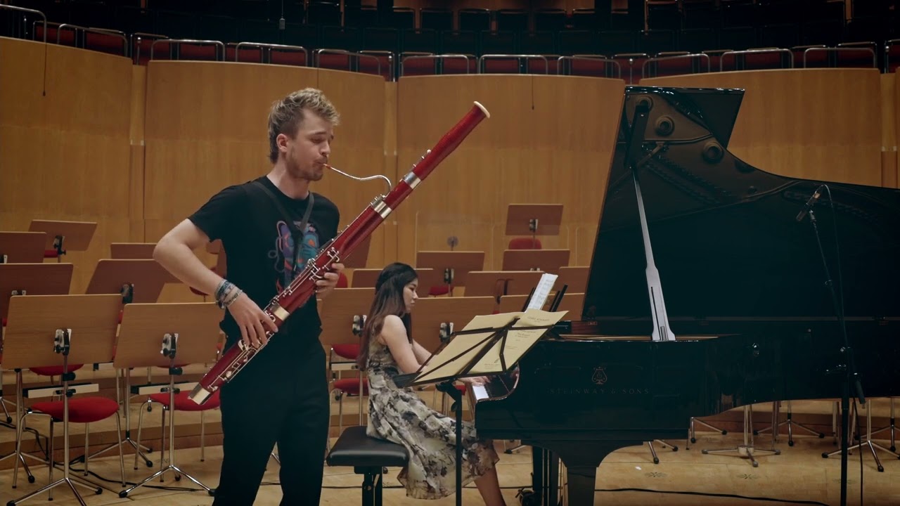 Mathis Stier & Rie Akamatsu spielen die erste Romanze aus »Drei Romanzen op. 22« von Clara Schumann