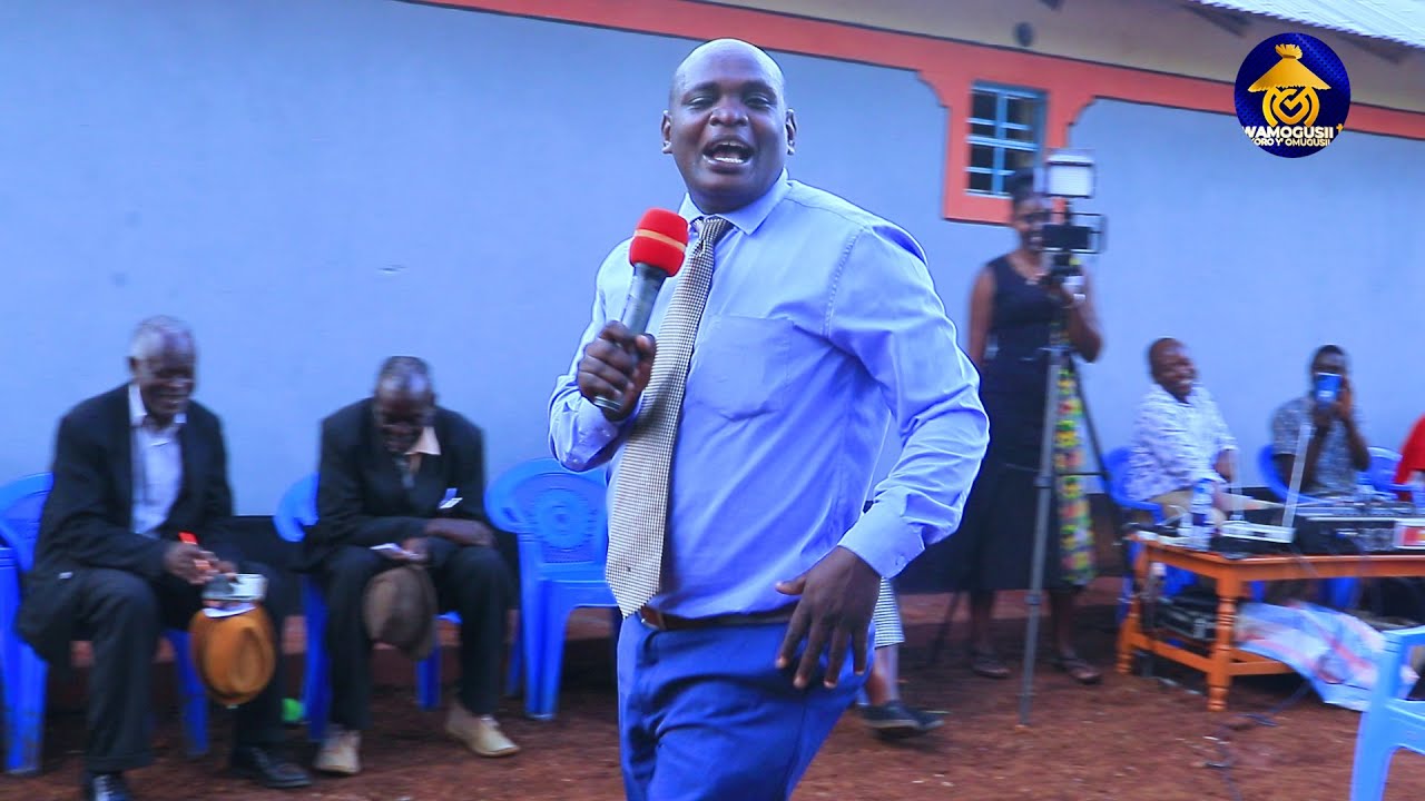 Pst.Ondari touching Sermon