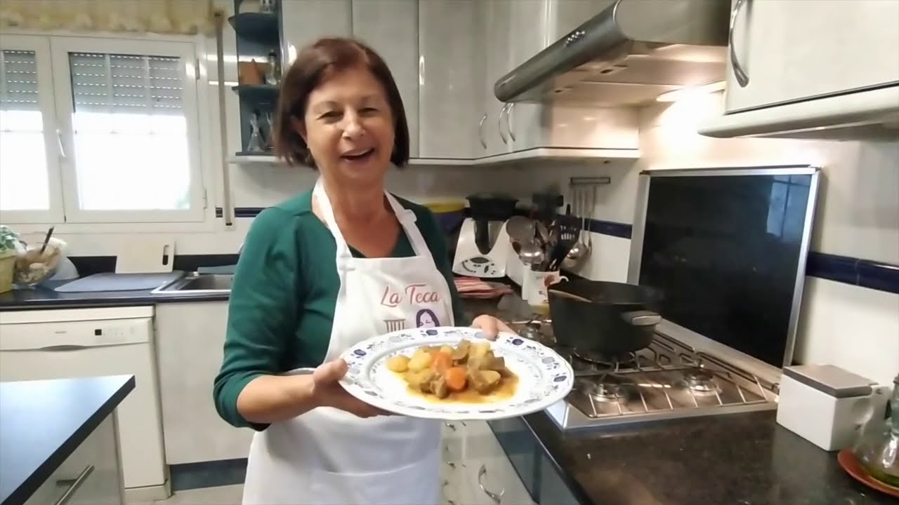 ESTOFAT DE VEDELLA