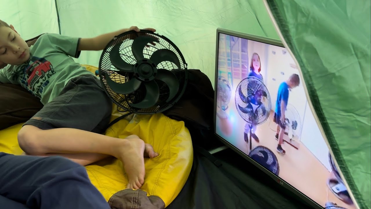 ACAMPAMENTO EM CASA COM VENTILADORES E AMIGOS