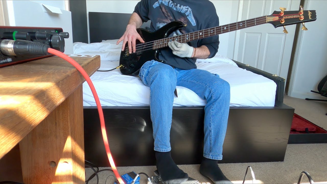 Samples of Cliff Burton's solo tone on his Aria bass (Gear Below)