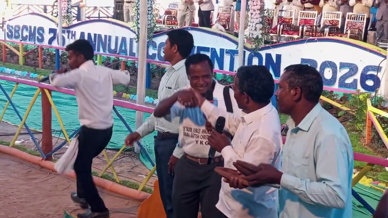 ASSAM PALLI ଆସାମ୍ ମଣ୍ଡଳୀରୁ ନାଛ  ଗୀତ ଛାନିଆ ସମସ୍ତଙ୍କୁ କଲା ମହାସଭାରେ ରାଡେସାଲ ସଂକୁଡି 