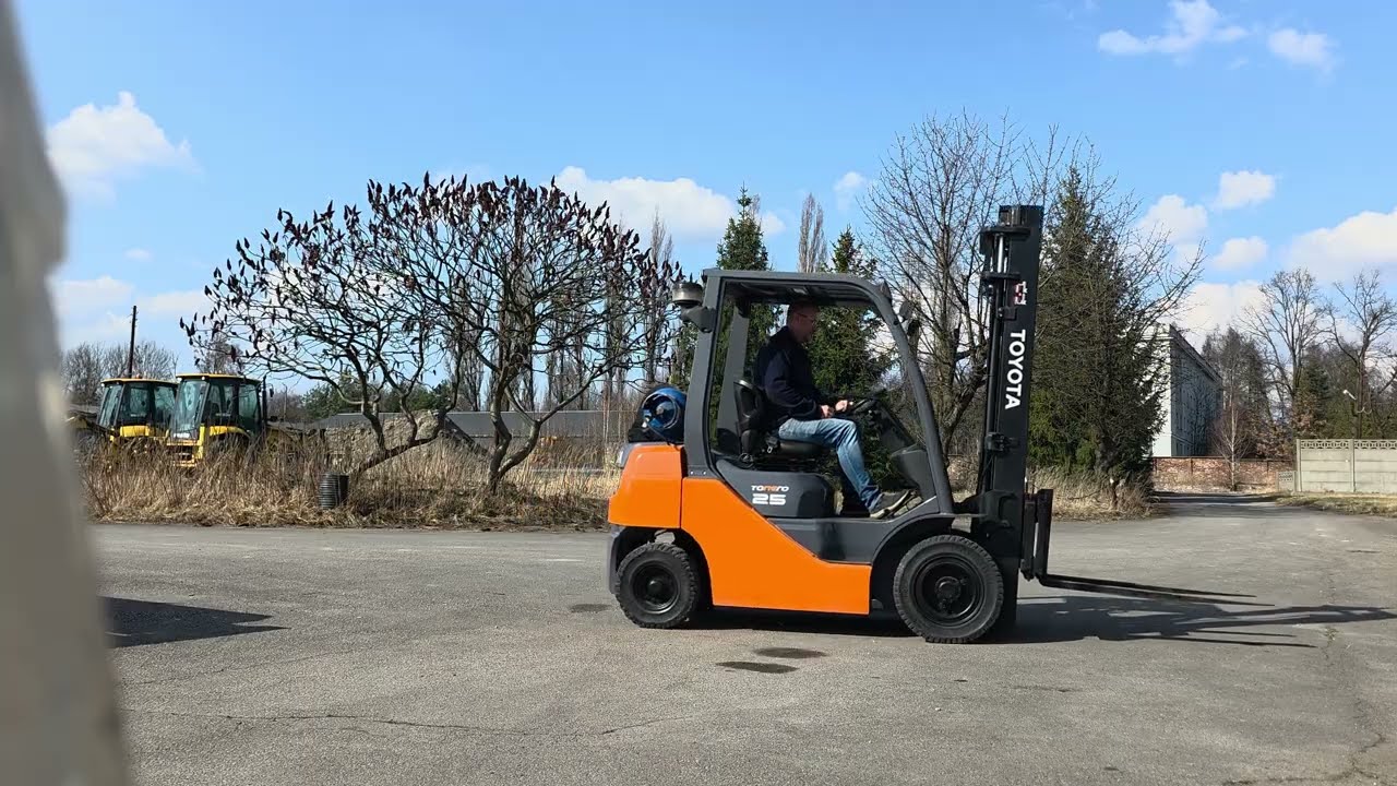 FORKLIFTEC - Toyota 8FGF25 - Duplex V3700