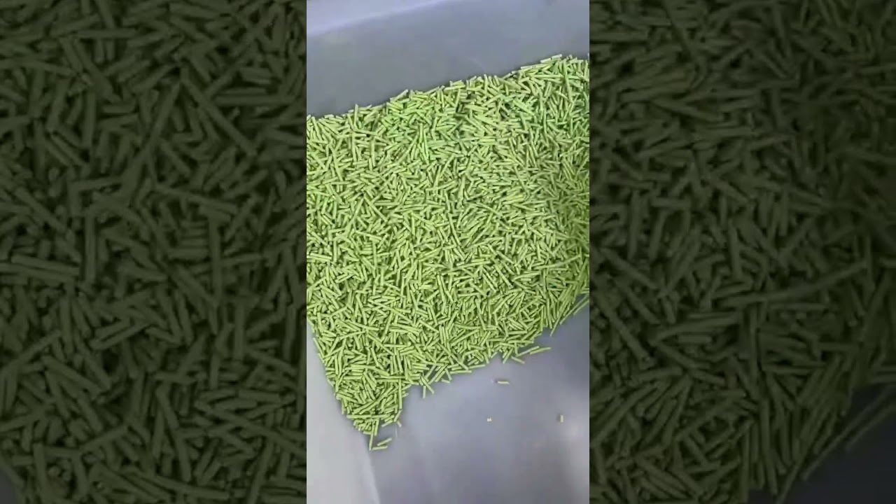 The test of tofu cat litter ,super clumping ,easy flushable
