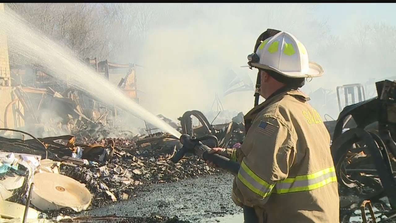 Huge industrial fire at former Salem China factory burns into the night