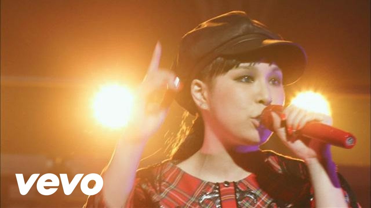 AI - ハピネス - LIVE in BUDOKAN 2012
