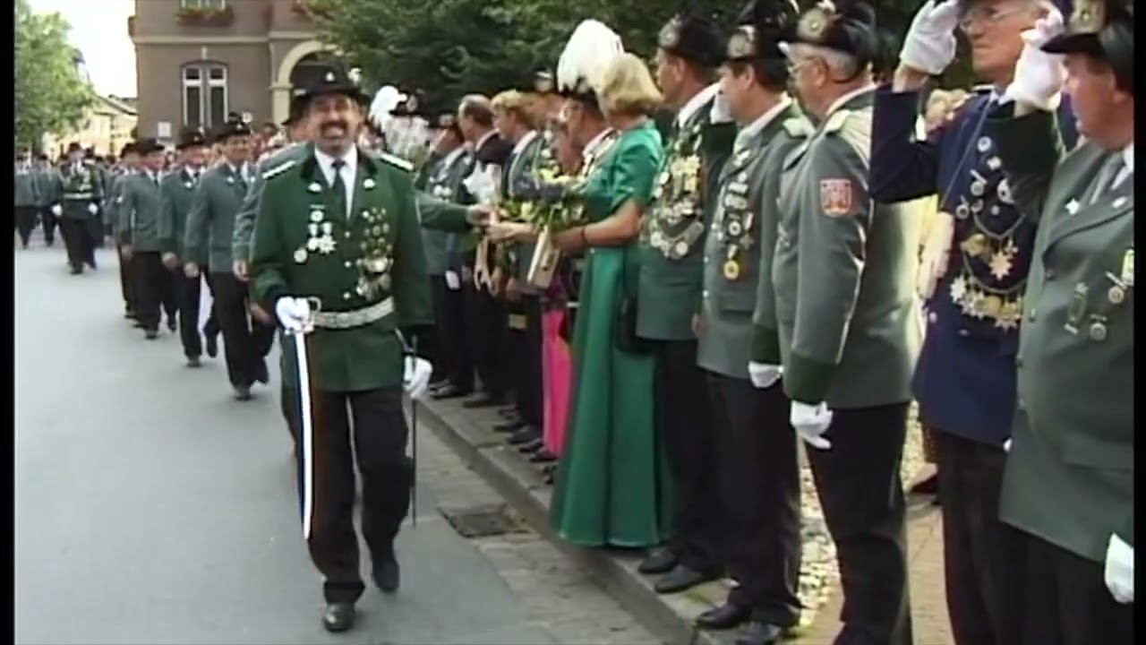Parade 1997 - Königspaar Gert und Doris Haake