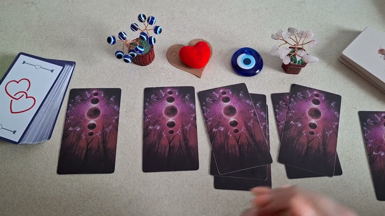 TAUR ♉️ CE URMEAZA IN DRAGOSTE PENTRU URMATOARELE 30 DE ZILE 💕 TAROT ATEMPORAL INTERACTIV