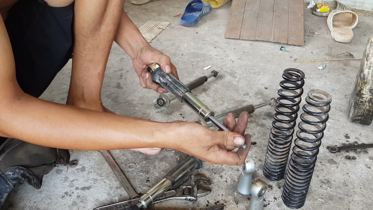cách thay ty hơi cập phuộc sau xe wave a