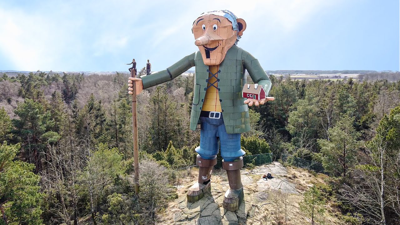 I Climbed this Abandoned Troll figure in Former Amusement Park | Öde Fun City