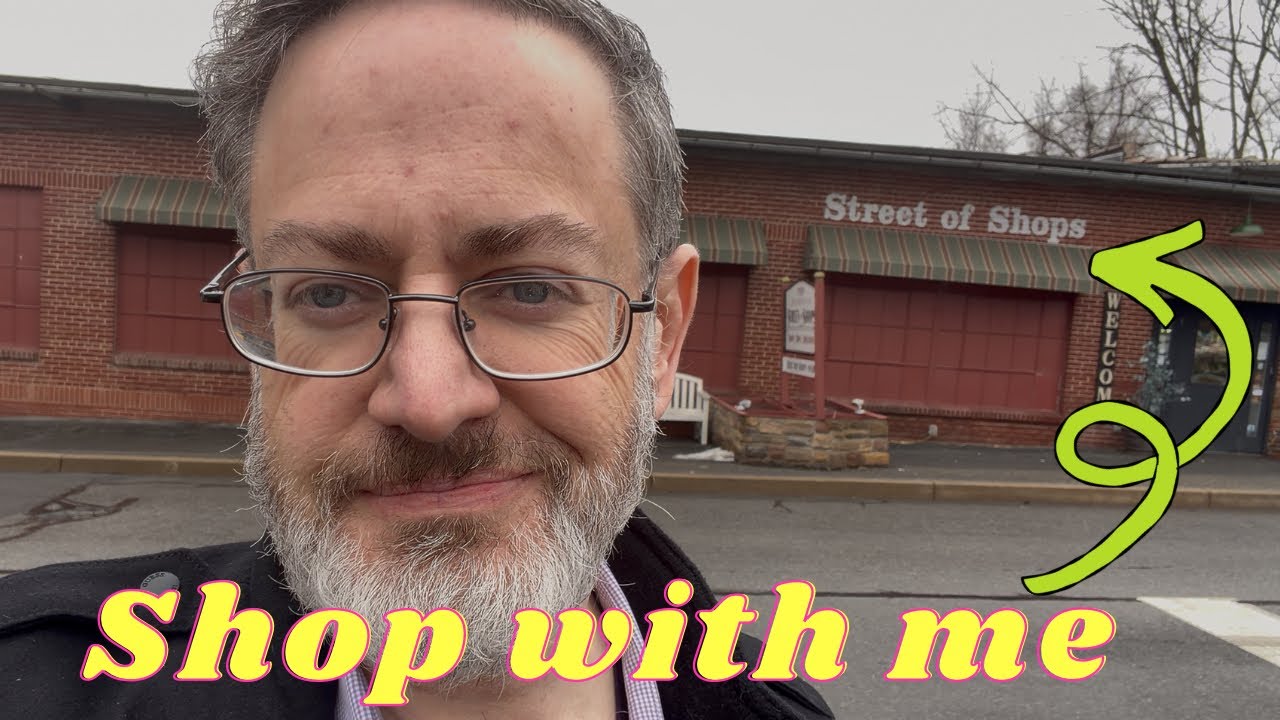 Видеоролик о посещении винтажного магазина на улице магазинов в Льюисбурге, штат Пенсильвания.