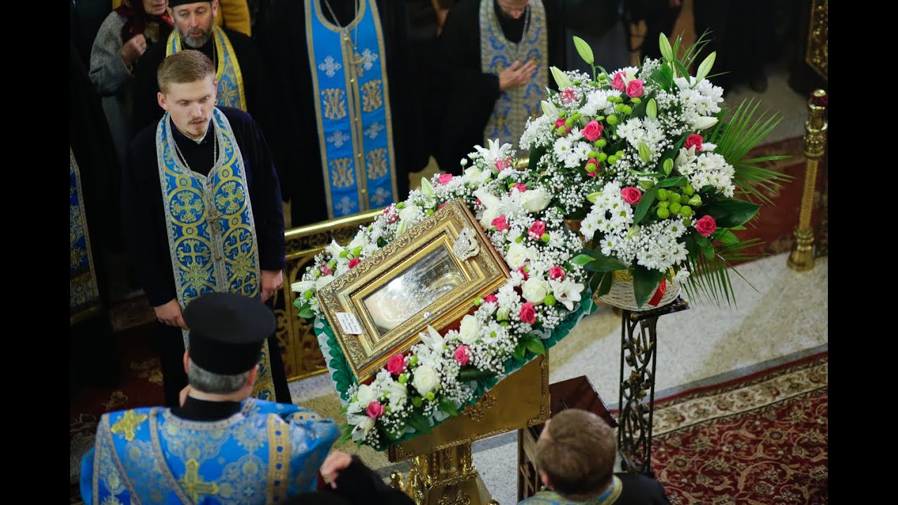 До Вінниці прибула чудотворна Іверсько-Мирненська (Мироточива) ікона Божої Матері