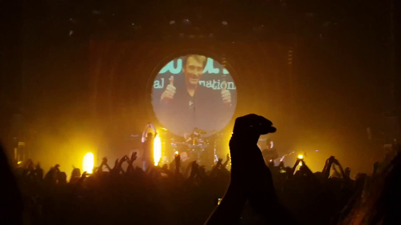 Ultra Vomit - Allumer le feu (hommage à Johnny Hallyday) - Le Metronum (Toulouse) -  09/12/2017