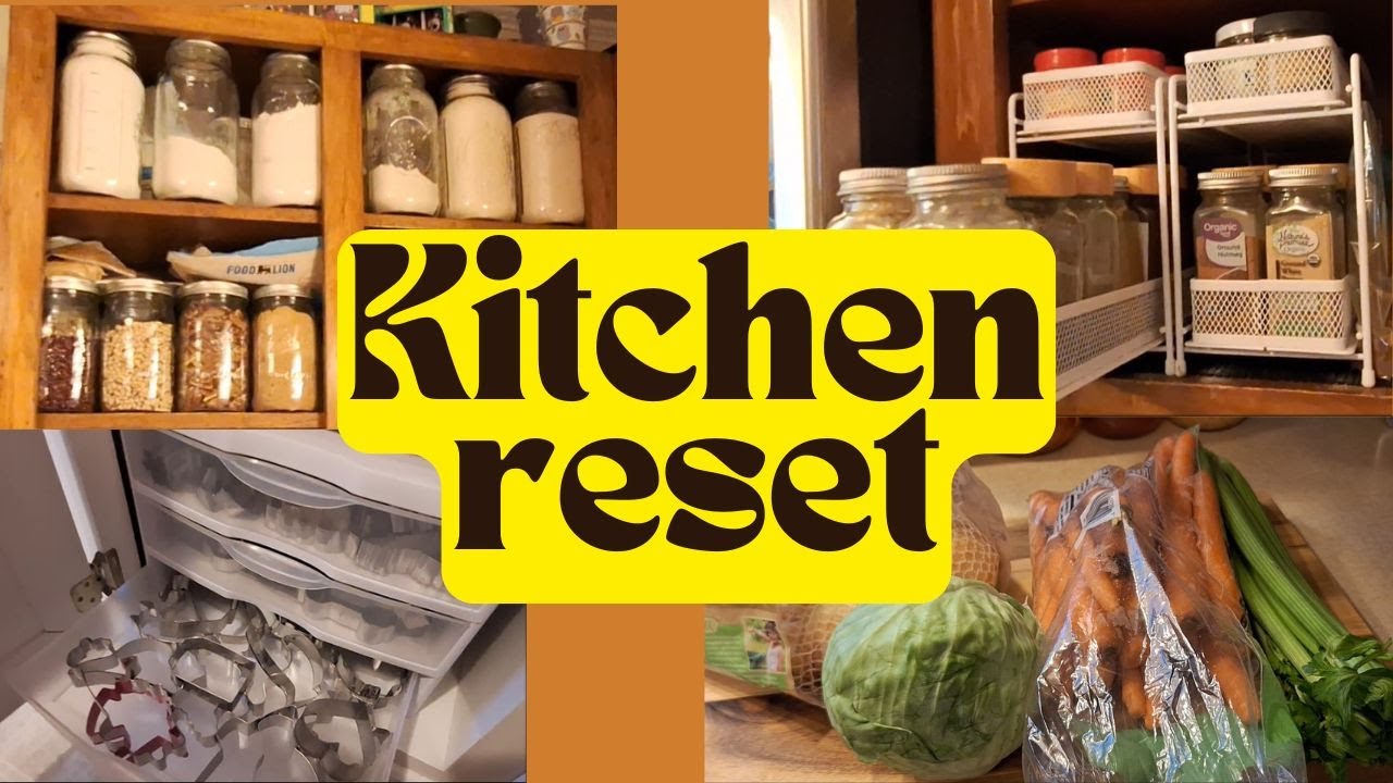 Vlogmas Day 15: A Quick Kitchen Reset After a Week of Baking