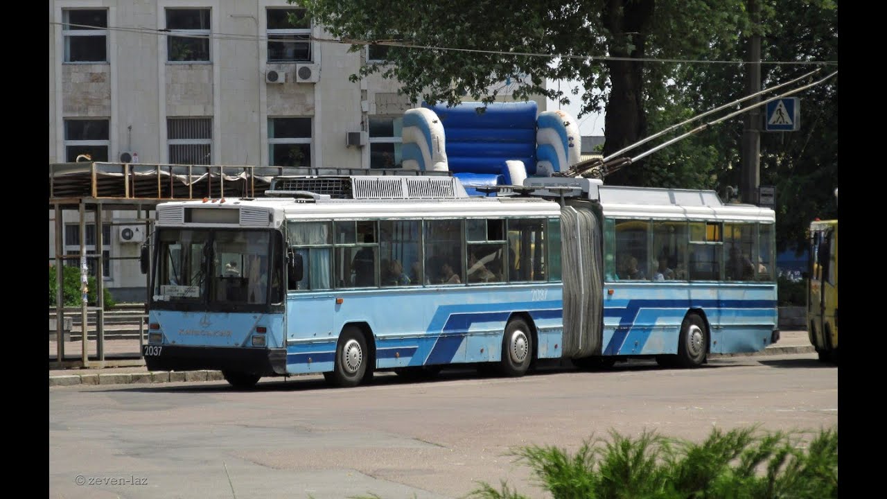 Уникальный троллейбус К-12.05 