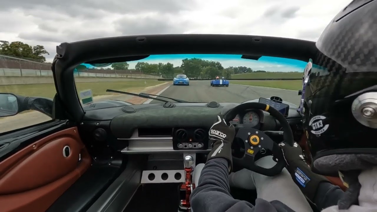 Lotus Elise K20 Chasing 2 Catheram R300 Circuit de Nogaro Trackday
