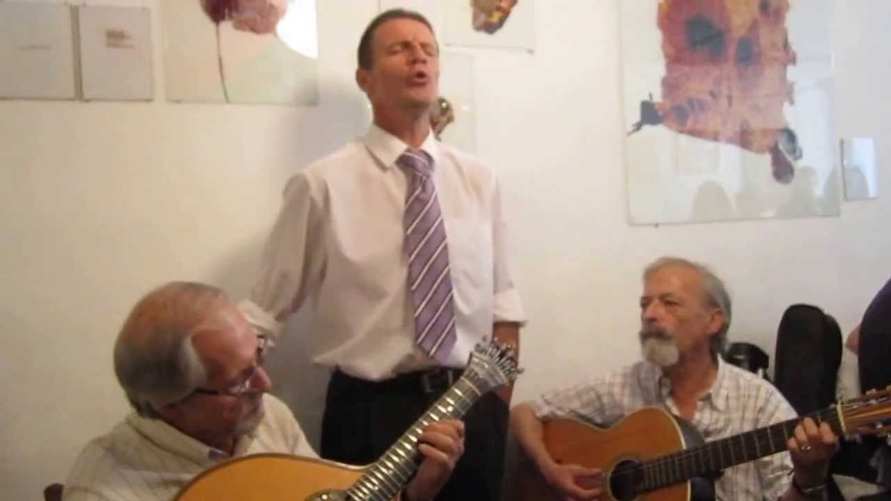 MANUEL BARBOSA FADO, NO DAR A SOLA , NA RUA DOS CALDEIREIROS NO PORTO