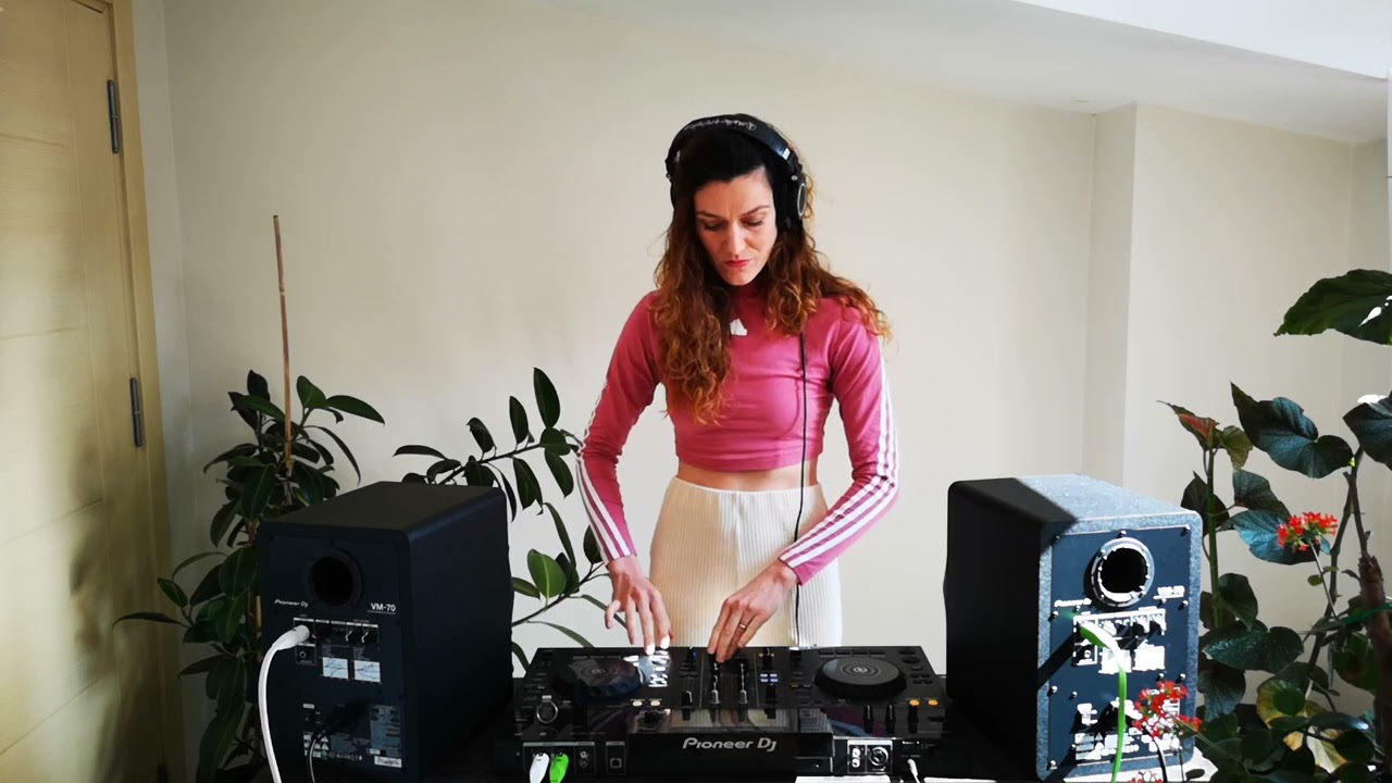 Home Sessions I: Funk, Soul, Nu Disco DJ Set
