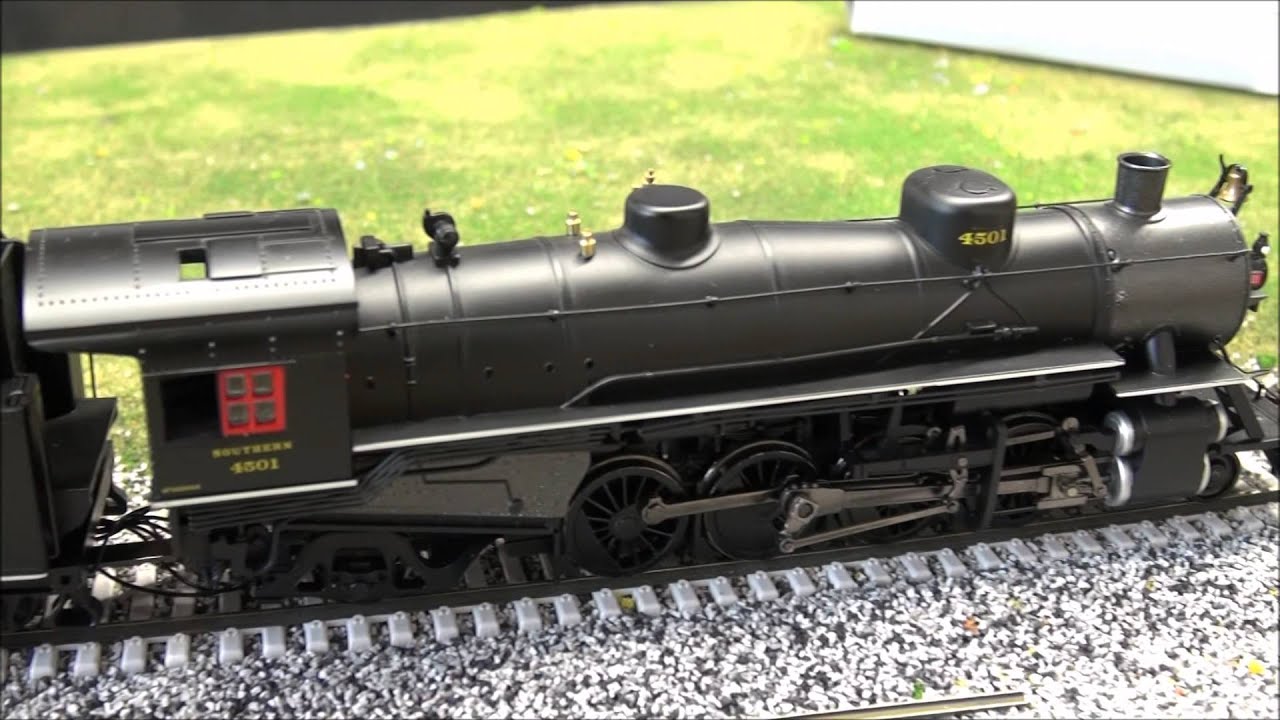 Review: Bachmann USRA Light 2-8-2