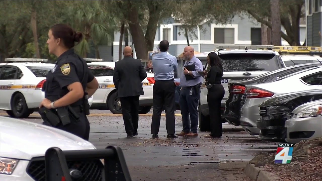 Man dies from injuries in shooting at Westside Jacksonville apartment complex