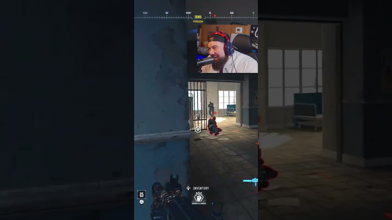 Худший тиммейт в Warzone 😂