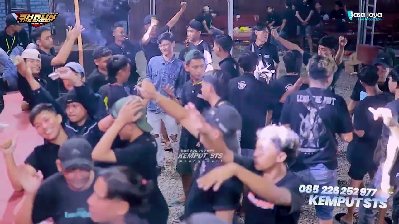 DINDING KACA EKA JUNGS - SHAUN THE SHEEP - HAPPY PARTY KONCO DRENGES - KANJENG MAMI KUDUS