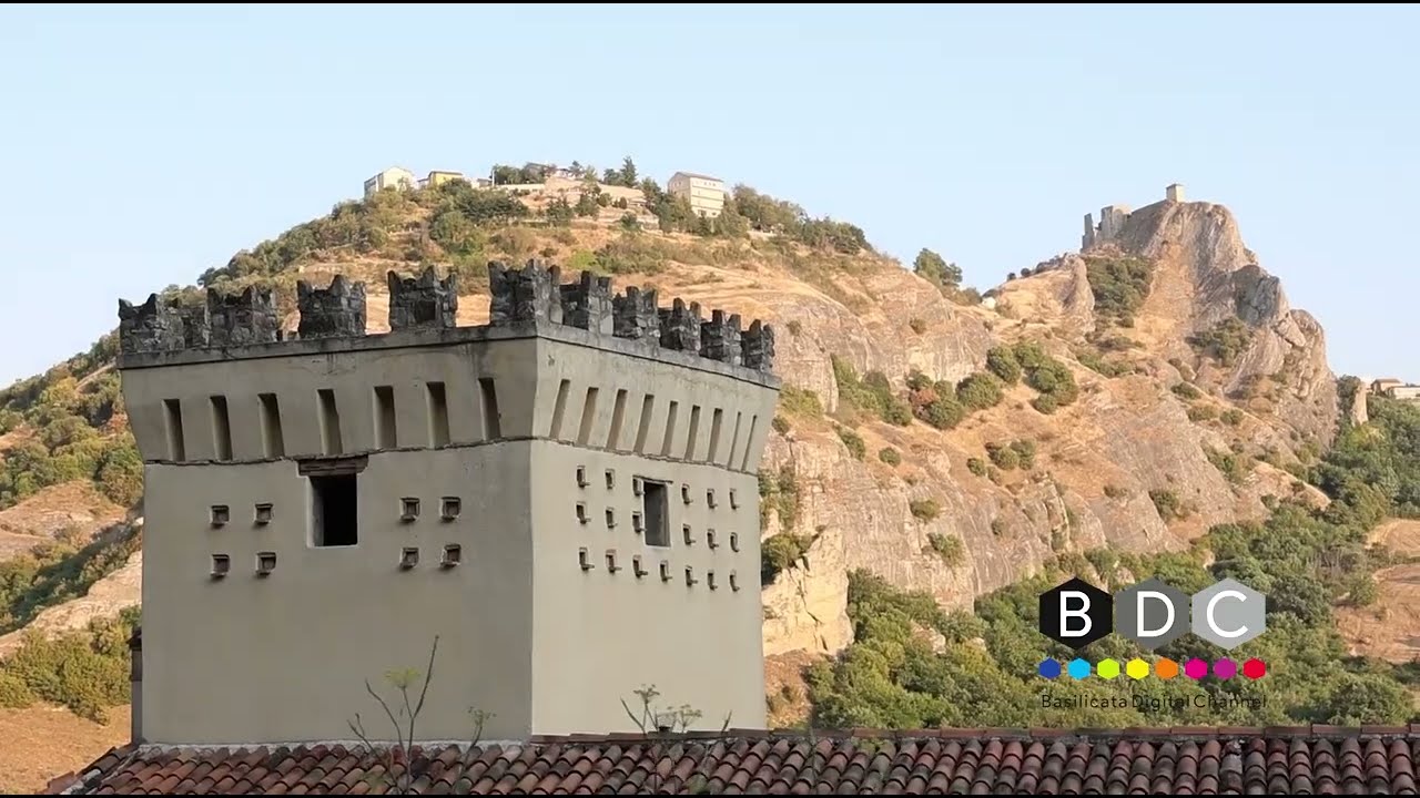 UN CAMMINO TRA LE GRANCIE DELLA CERTOSA DI PADULA: PRESENTATO L'ACCORDO A BRINDISI DI MONTAGNA