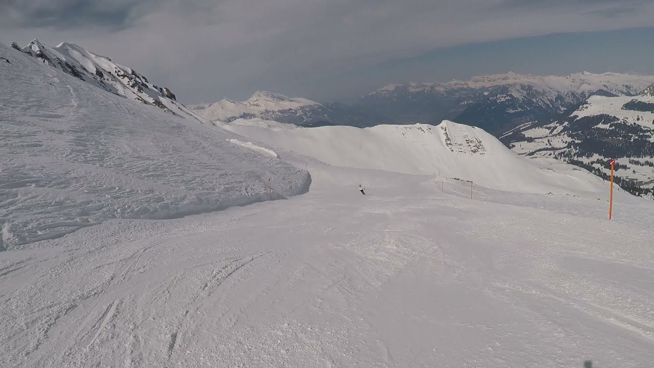 Skiing in Arosa Lenzerheide 2021, piste red 70 and blue 70a, 70b